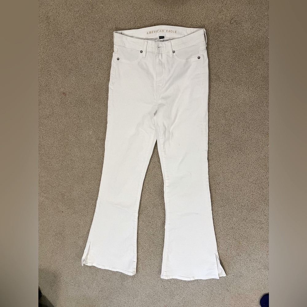 White American eagle jeans. Size 4. Just like new